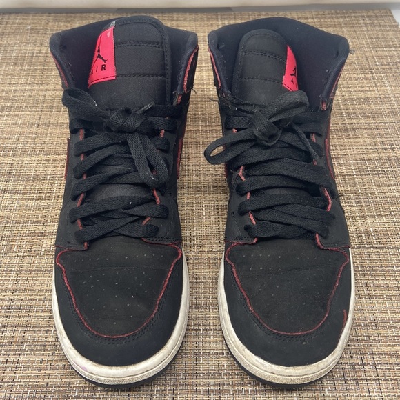 Jordan 1 Mid - Picture 2 of 9